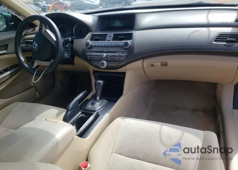 2010 Honda Accord Lx z USA, uszkodzony, nr VIN 1HGCP2F32AA039207